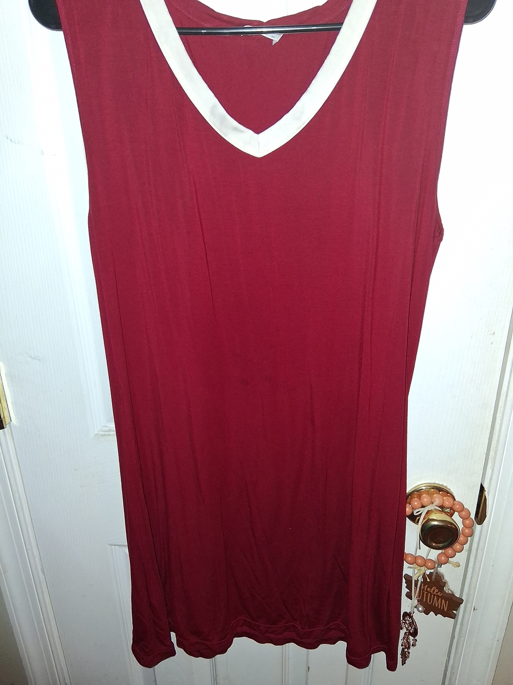 Aria Sleeveless V-Neck Tunic in Wine with White Trim